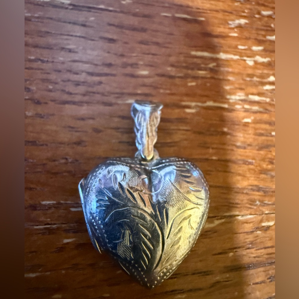 Locket